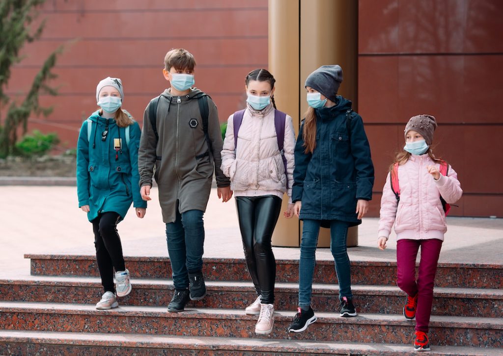 Covid-19 : pas de reconfinement pour le moment même si la rentrée scolaire inquiète Covid-19-reconfinement-inquietude-rentree