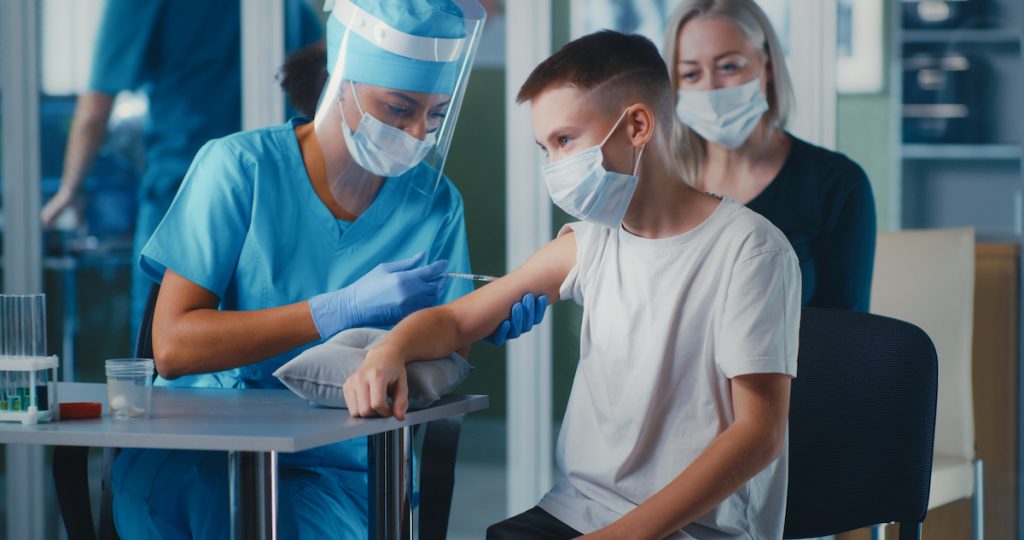 Vaccin Pfizer : efficace à 100% chez les 12-15 ans