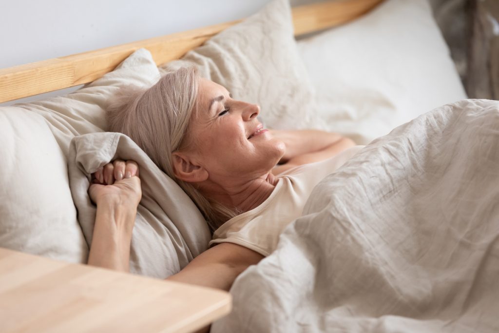 Sommeil des seniors : 3 conseils pour bien dormir Sommeil des seniors : 3 conseils pour bien dormir