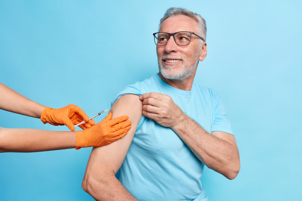 Troisième dose : doit-on prendre rendez-vous maintenant ?