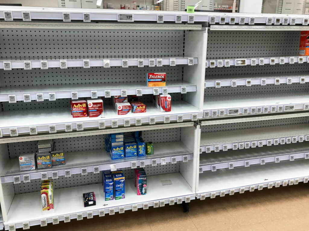 Pénuries de médicaments : la situation va-t-elle s’améliorer ?