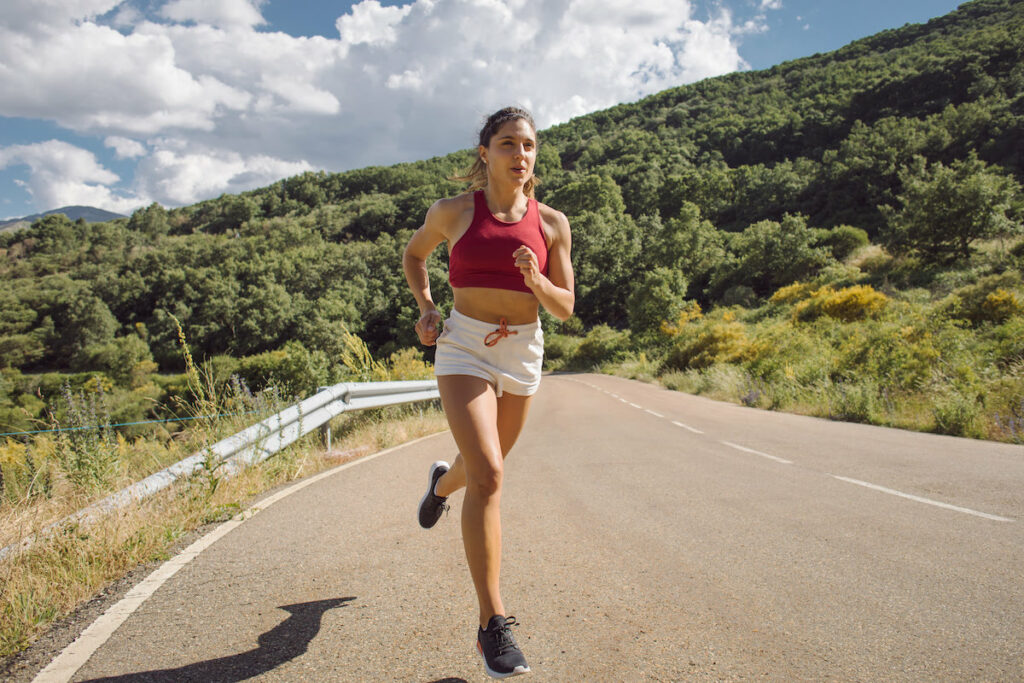 Sensible à la douleur ? Faites de l’activité physique