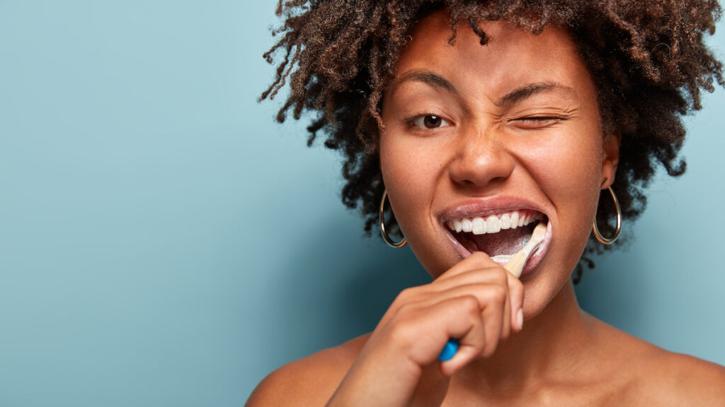 pourquoi ne pas rincer bouche après laver dents