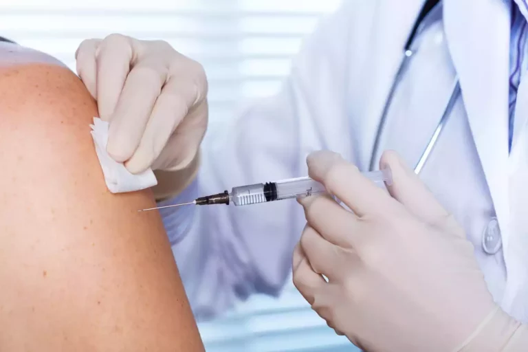 La campagne de vaccination anti-grippe commence : voici tout ce que vous devez savoir