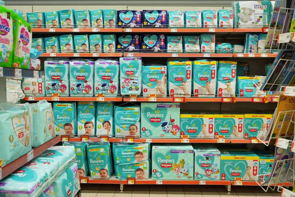 Bébé : voici ce que veulent changer des experts français sur les paquets de couches