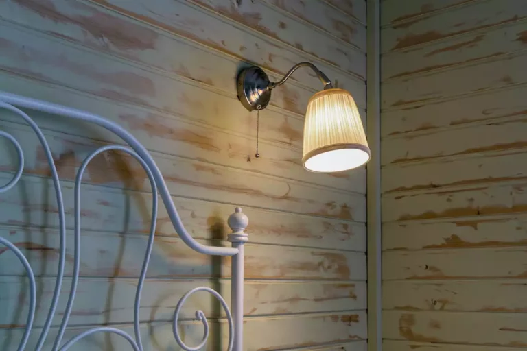 Dormir avec la lumière allumée est vraiment une mauvaise idée