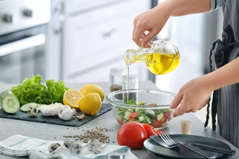 Olive, colza, tournesol : quelles huiles aident à prévenir l’obésité ?