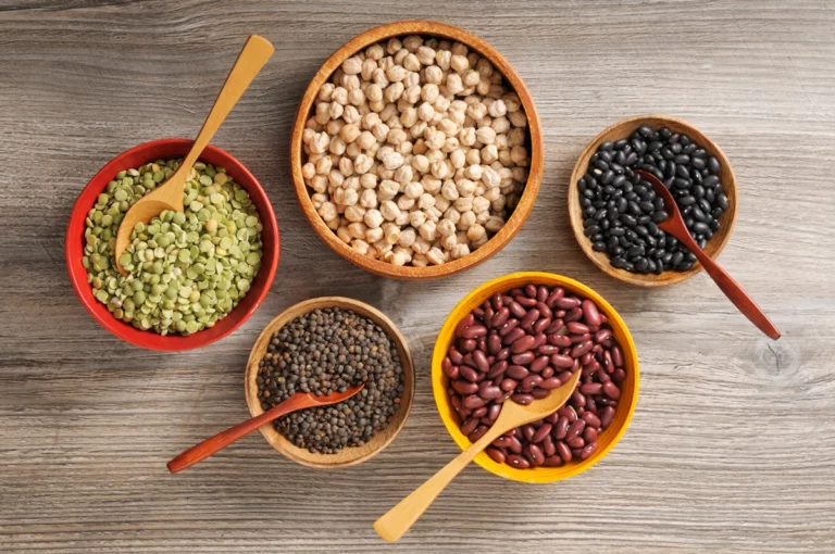 Faut-il vraiment éviter de manger des féculents le soir au dîner ?